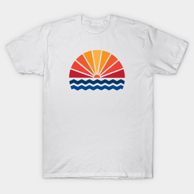 Retro sunset T-Shirt by gegogneto